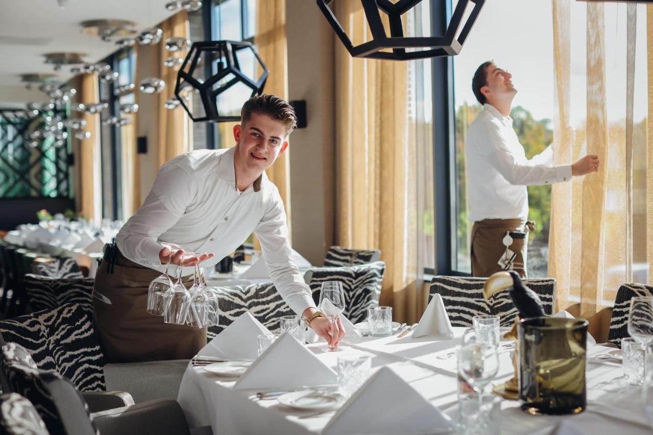 Van Der Valk Hotel Heerlen Kültér fotó